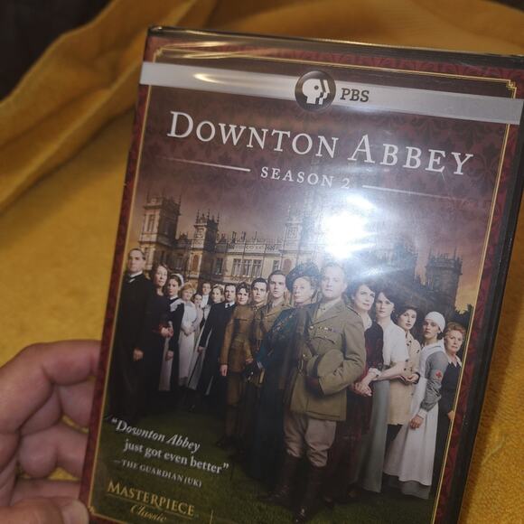 PBS NWT DOWNTON ABBEY DVD SEASON 6 MOVIE - Picture 1 of 2